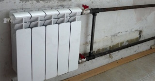 Установка биметаллических радиаторов отопления в квартире в отрадном - от 2040 руб.